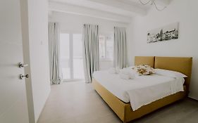 Casa Peonia by MONHOLIDAY